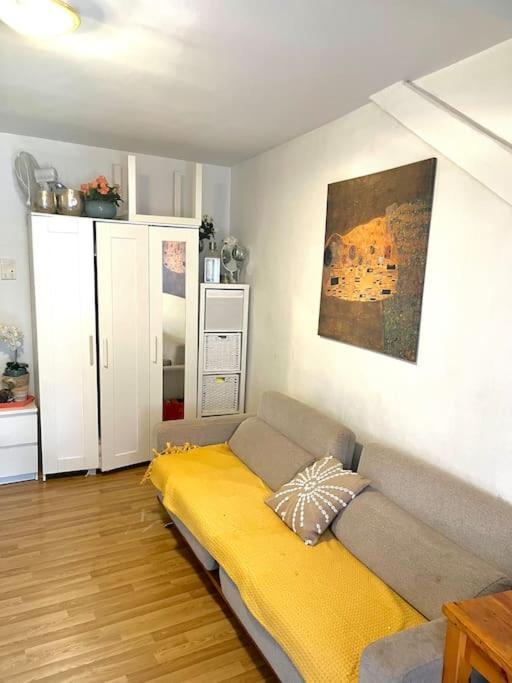Apartment Near Central Station ซูริก ภายนอก รูปภาพ